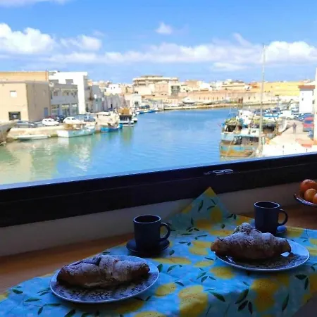 Old Port La Marina - Sole